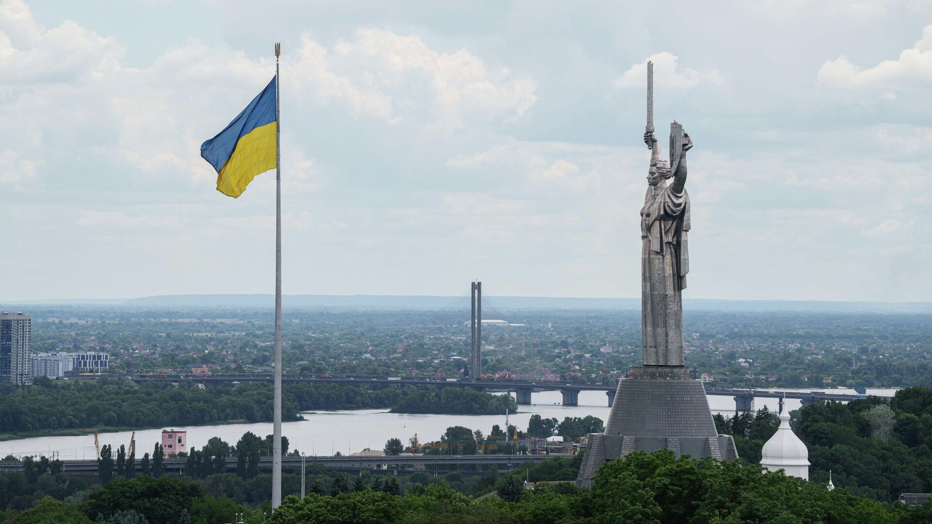 В Киеве произошла перестрелка между сотрудниками ГУР и СБУ